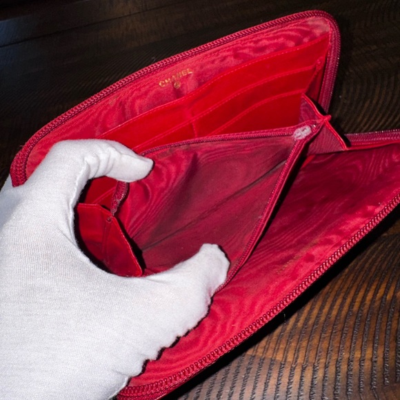 CHANEL CC Logo Patent Leather Zip Around Long Wallet Red vintage converted - Picture 11 of 16